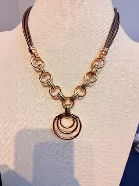 Gold Tone Multi Ring Pendant Cord Statement Necklace 20”